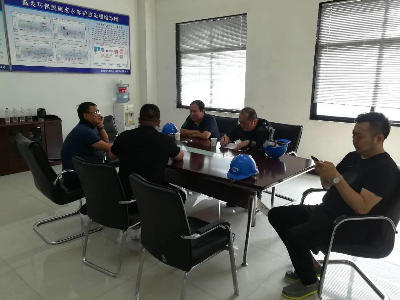 北京國宏融資租賃有限公司馬總一行蒞臨焦作萬(wàn)方項目部參觀(guān)考察